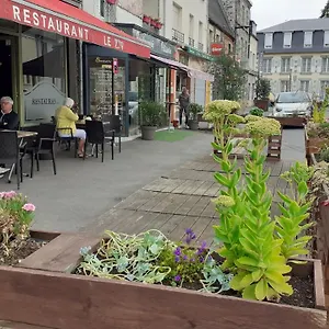 hotel-le-xiv-pontorson.inbrittany.com/